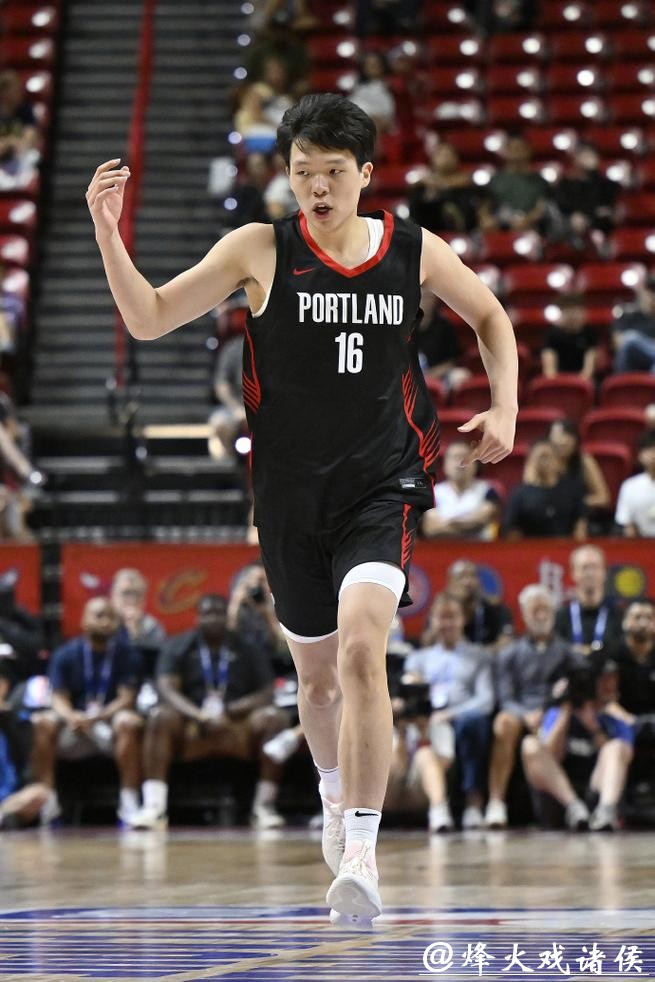 杨瀚森无缘对阵鹈鹕 NBA生涯将首次因伤缺席比赛 杨瀚森无缘对阵鹈鹕 NBA生涯将首次因伤缺席比赛